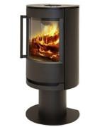 Plieninė krosnelė Wiking Luma 2 ant pjedestalo